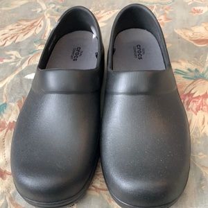 Nursing shoes